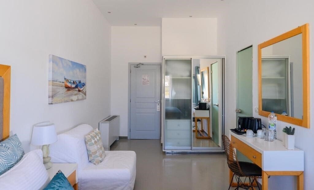 Фотографія Impressive One 4+* 4*