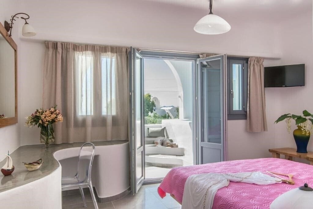 Готель Aspronisi Luxury Villa 4*