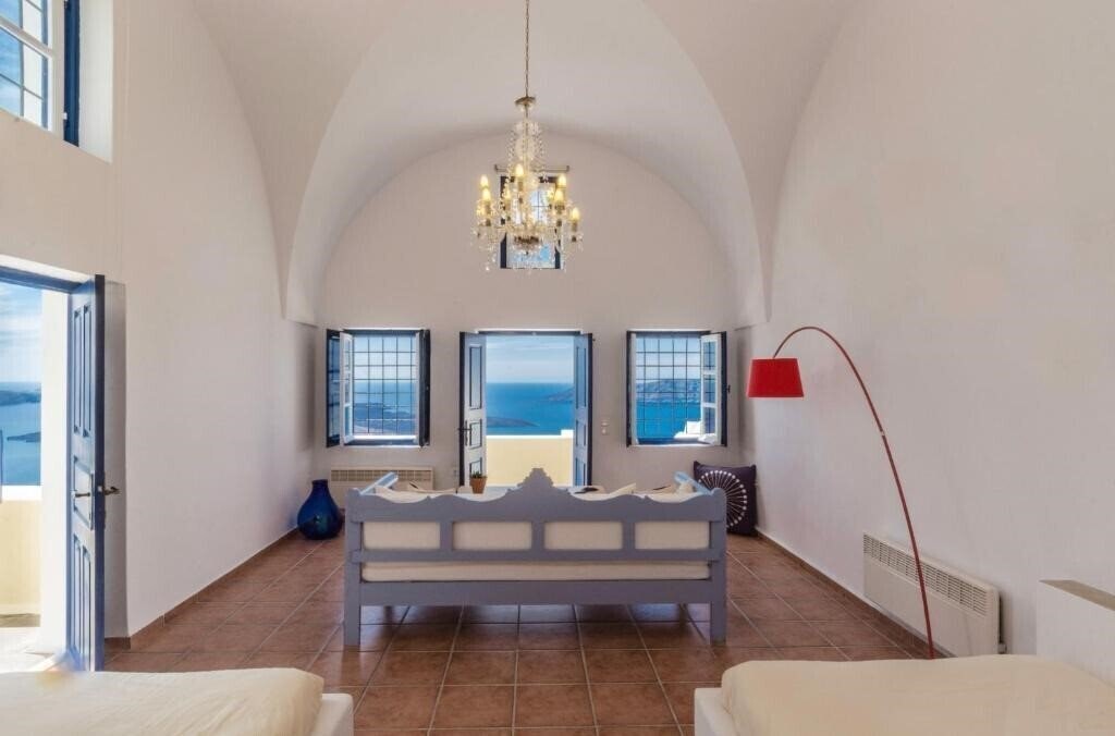 Фото Astraea House 4*