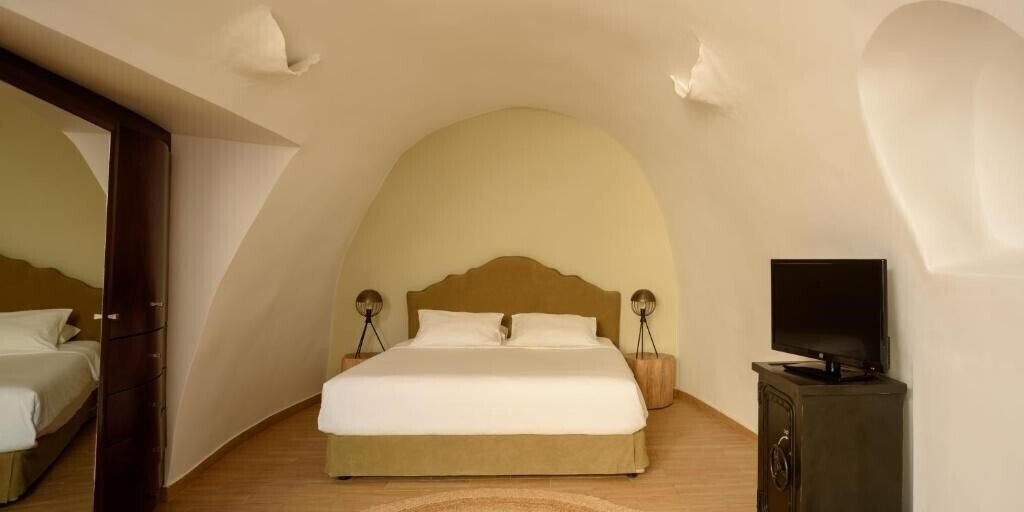 Фото Santorini Suite Home 4*