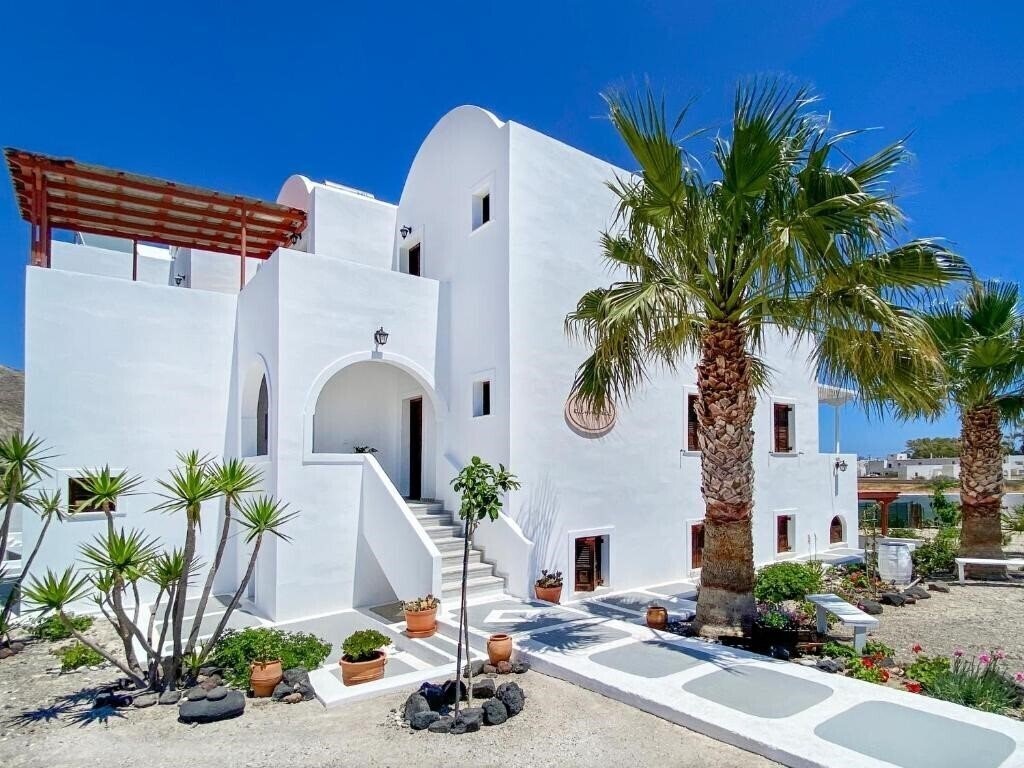 Фото Villa Almyra 4*