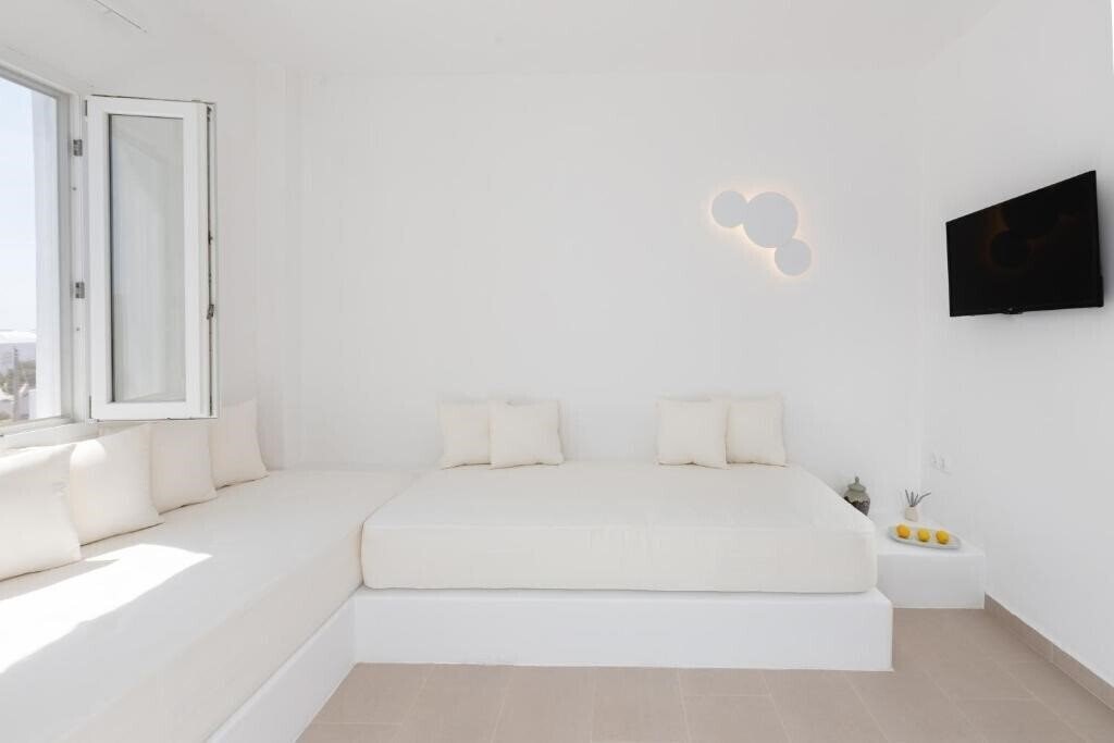Фото Voca Hotel & Suites 4*
