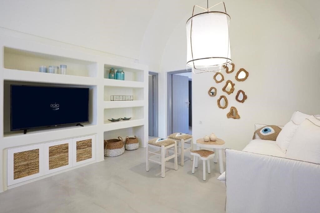 Картинка Eolia Kamari Villa 4*