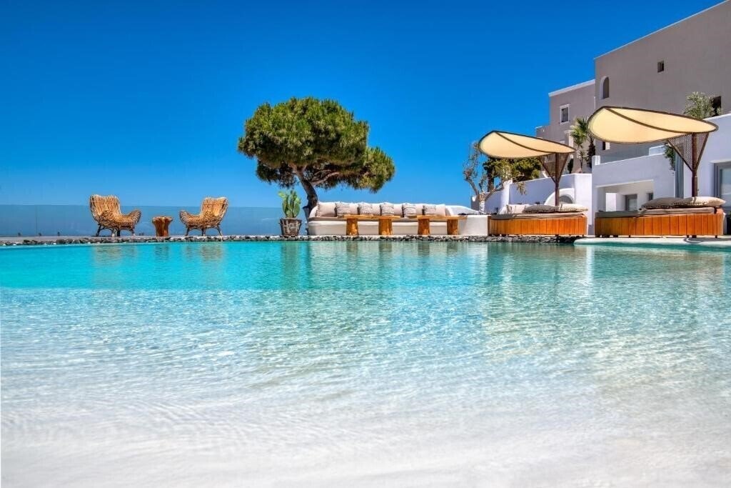 Фотографія San Marino Suites 4*