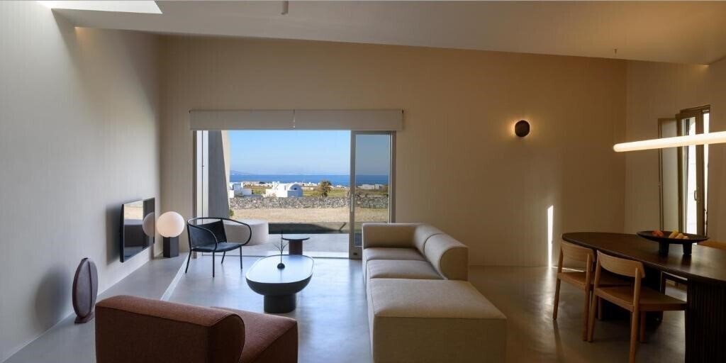 Фотография Santopaz Suites Santorini 4*