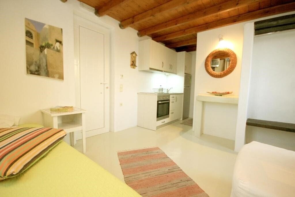 Готель Thea Studios 4+* 4*