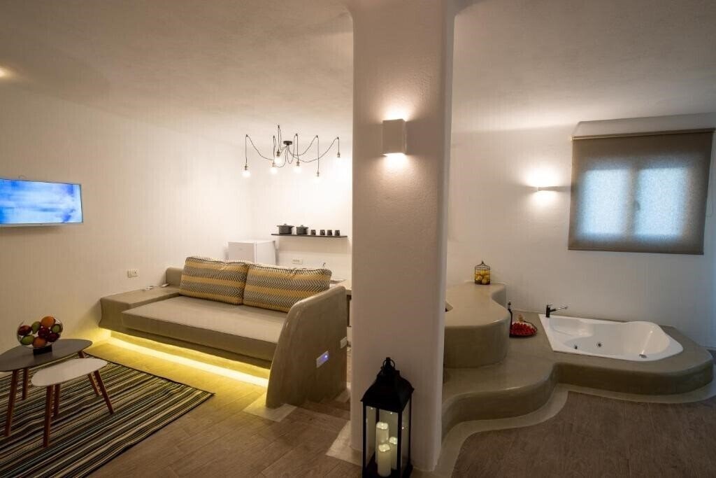 Картинка Thea Studios 4+* 4*