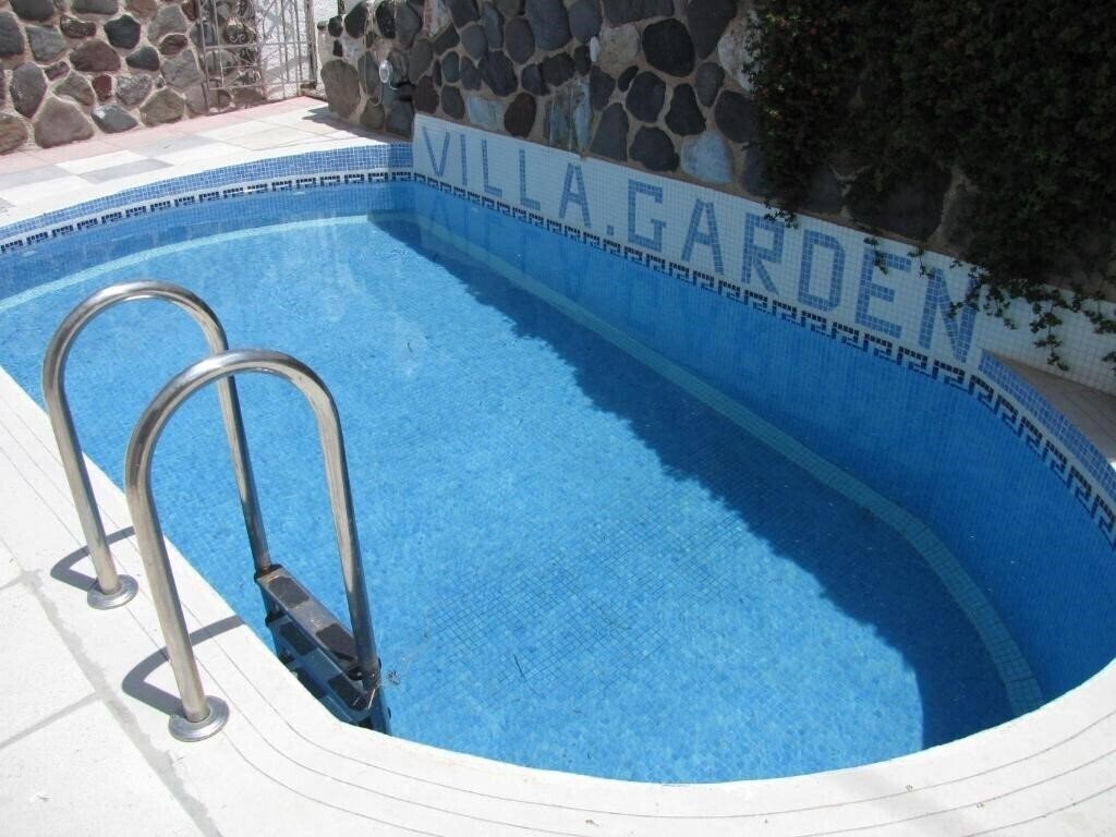 Готель Villa Garden 4*