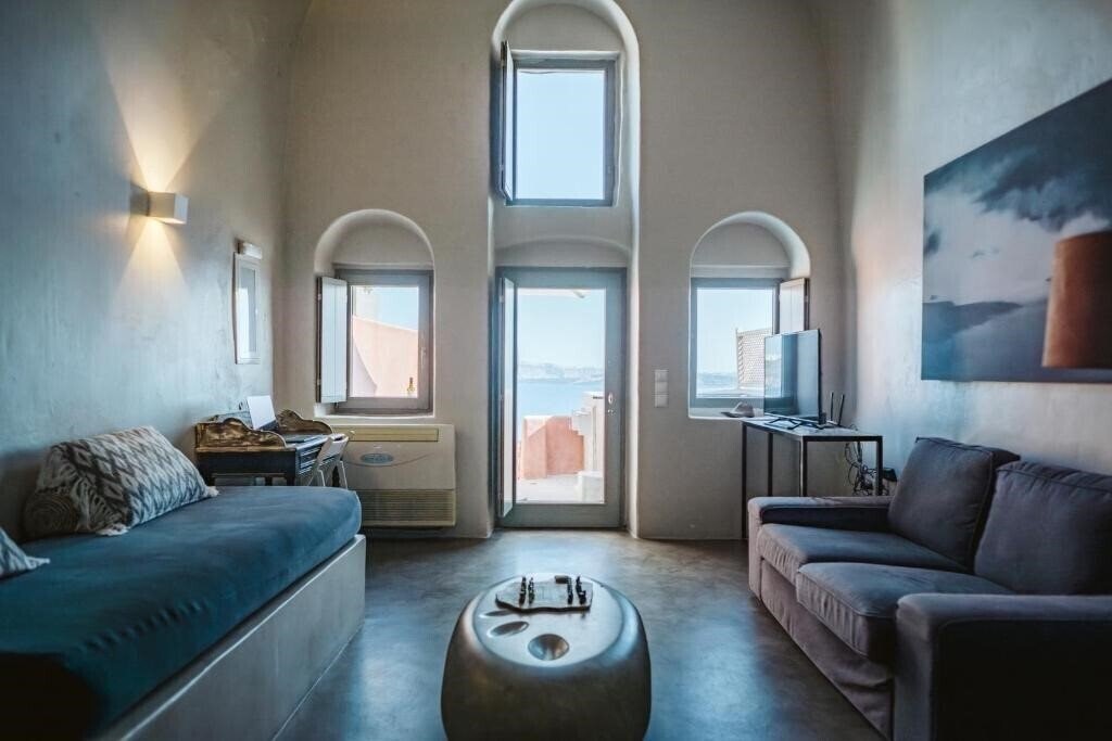 Фотография Alafouzou Cave Loft 3*