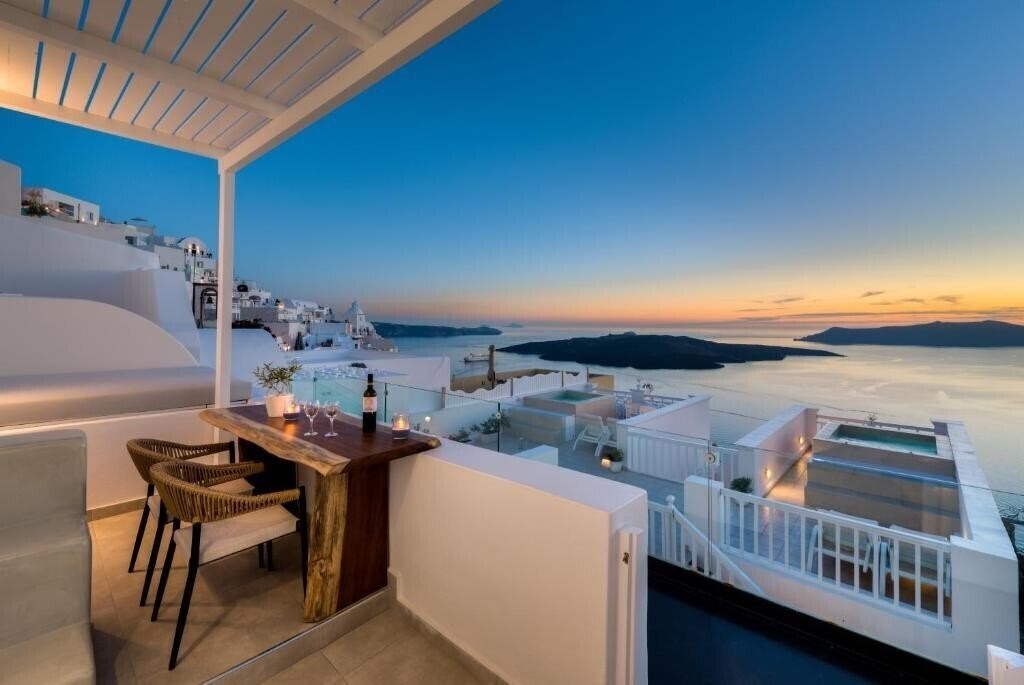 Картинка Iriana Suites 4*