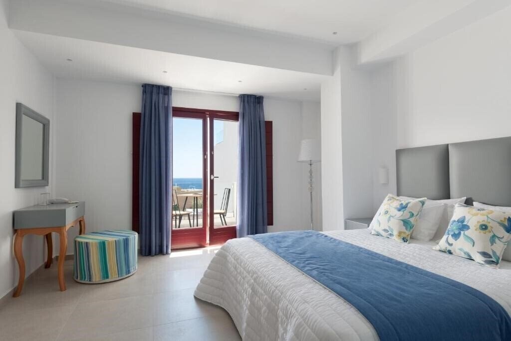 Фото Mar N Mar Crown Hotel-Suites 4*