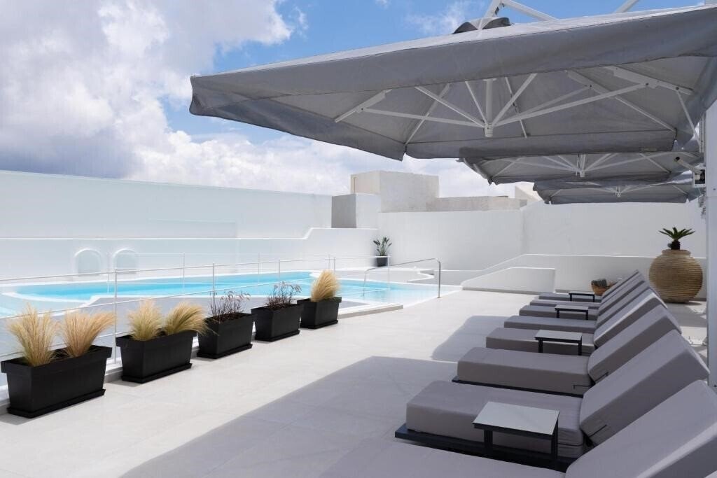 Отель White Concept Caves 4*