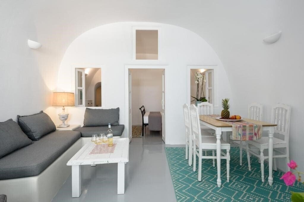 Отель Agapi Cave House 3*