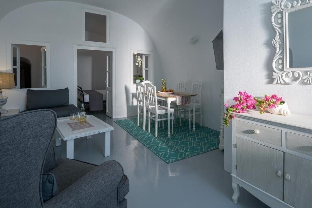 Фото Agapi Cave House 3*