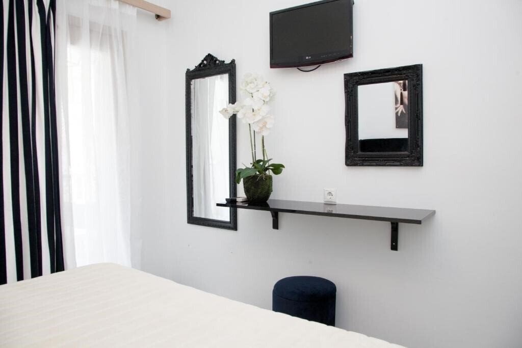Фотографія Georgis Apartments 3*