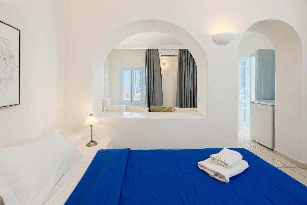 Фотографія Kastro Suites 3*