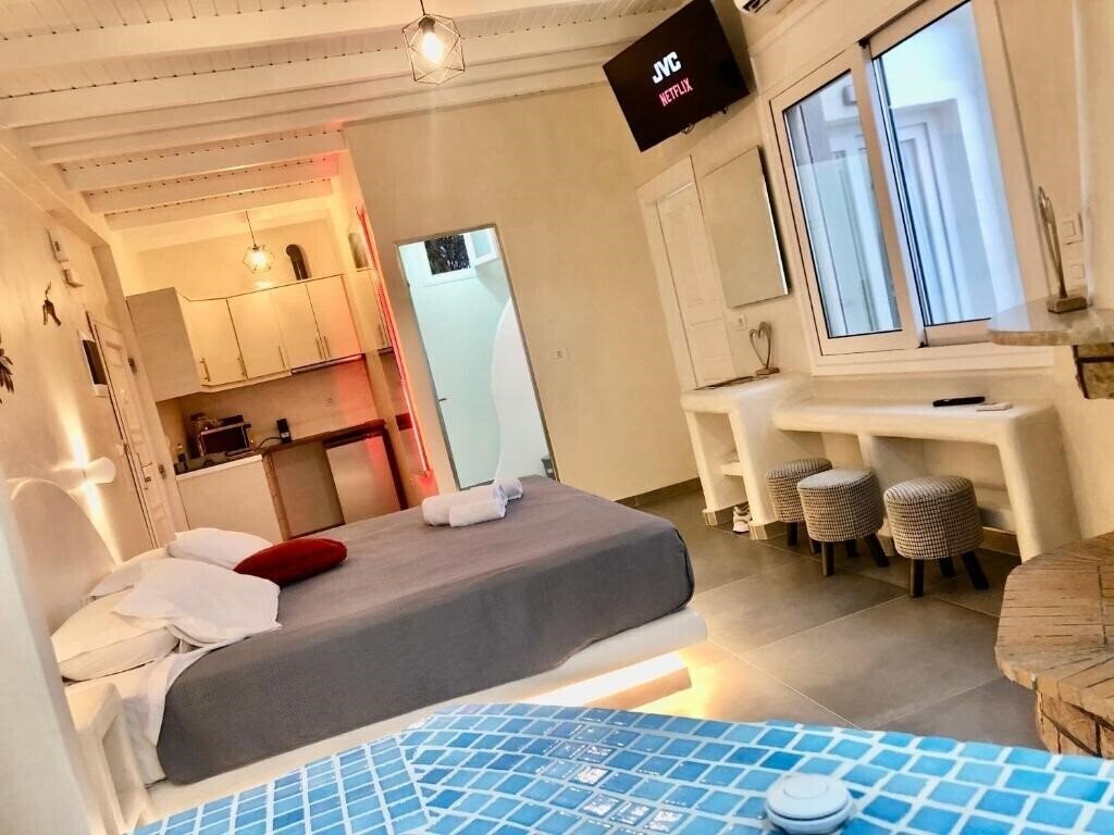 Фото Muses Suites 3*