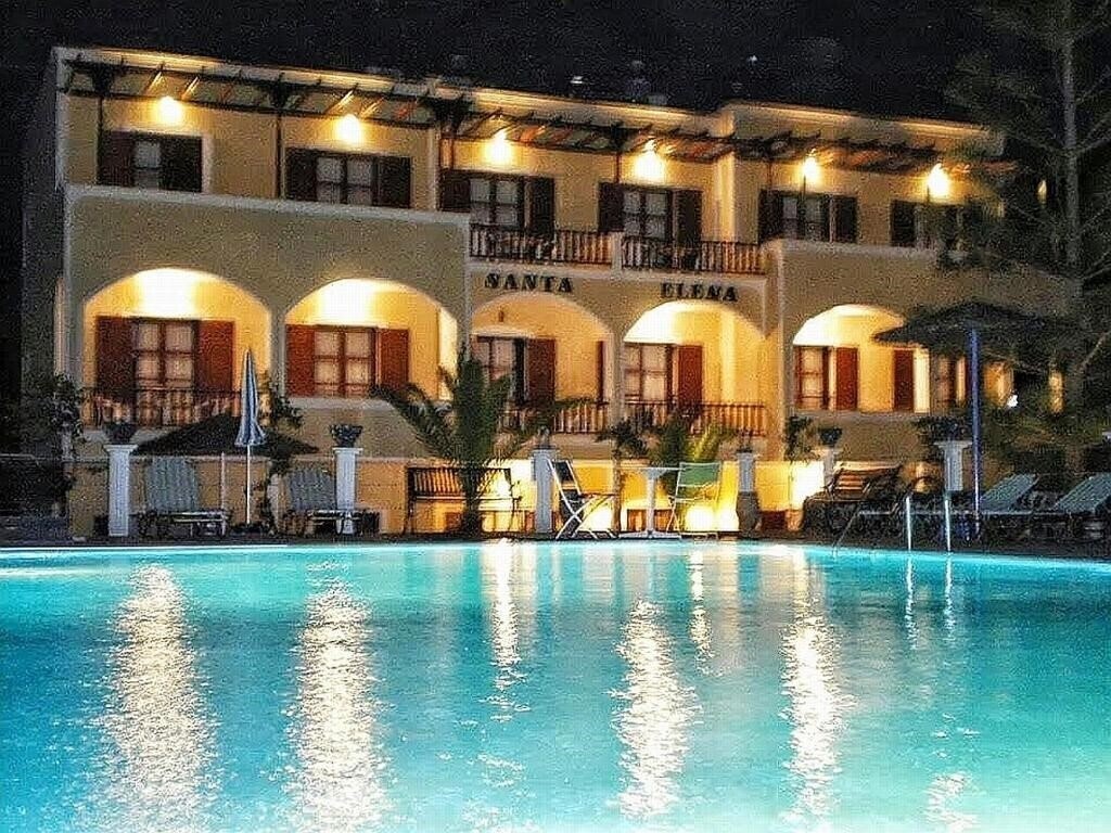 Отель Santa Elena 3*