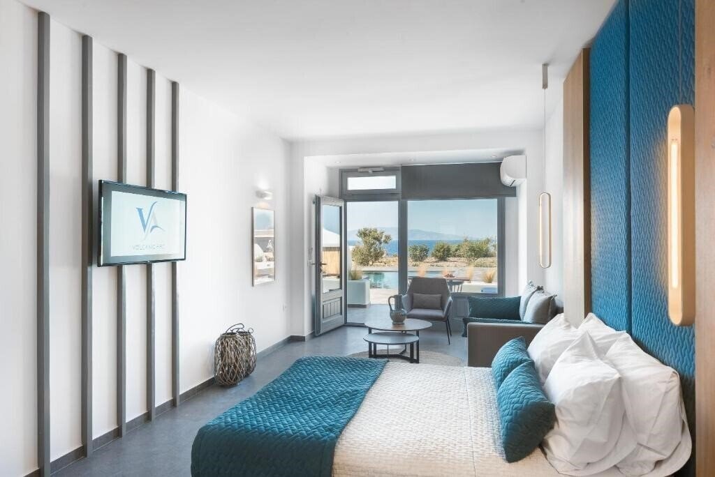 Фотография Volcanic Arc Suites 3*