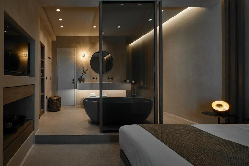 Фотографія Halcyon Days Suites 3*