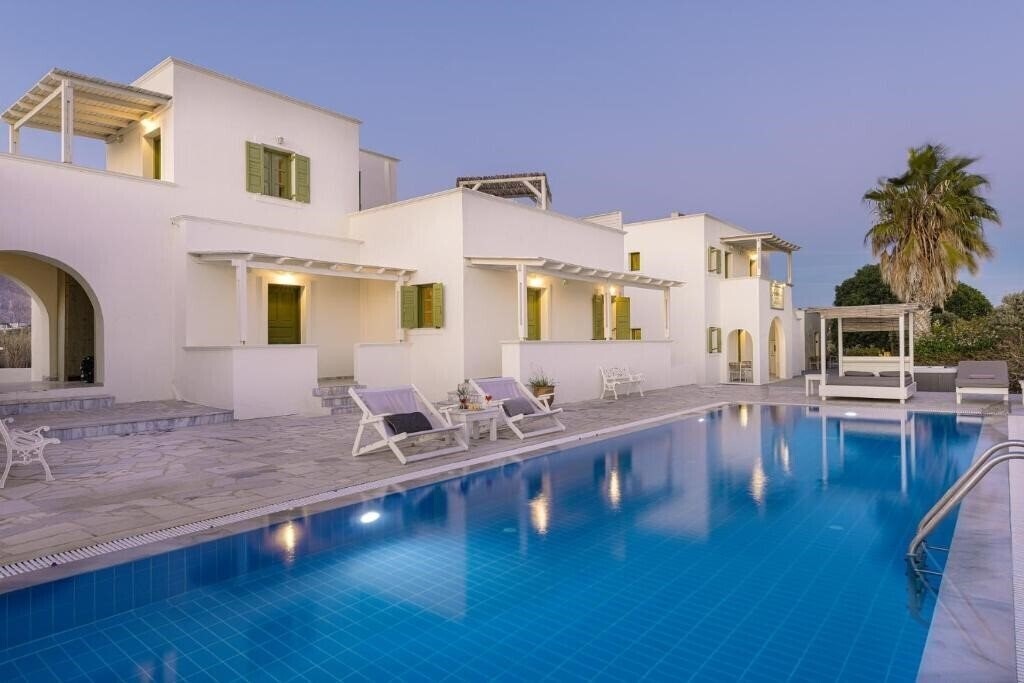 Отель Ambeli Apartments Santorini 3*