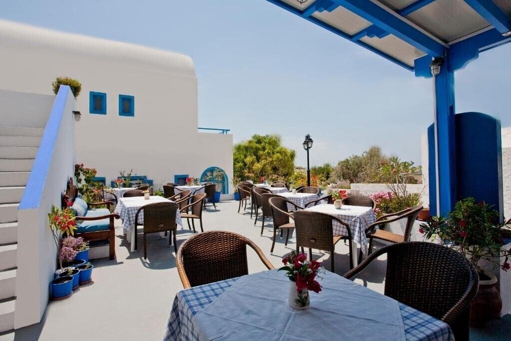 Зображення Ancient Thera Studios & Restaurant 3*