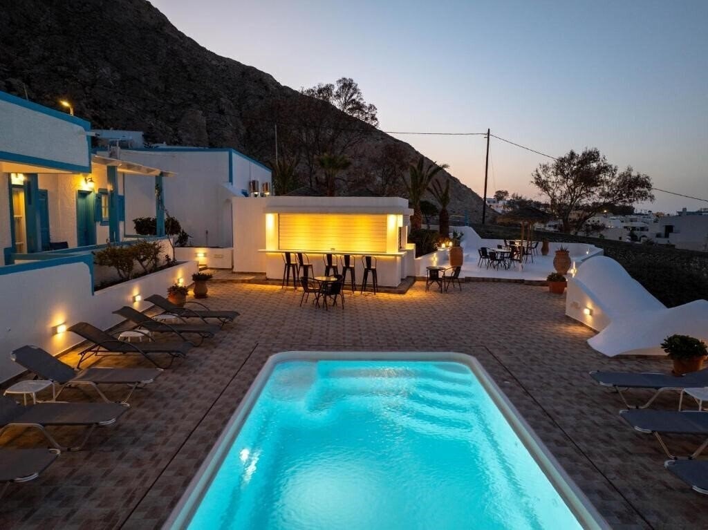 Фото Ancient Thera Studios Kamari & Swimming Pool 3*