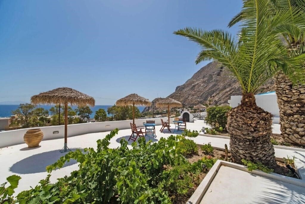 Изображение Ancient Thera Studios Kamari & Swimming Pool 3*