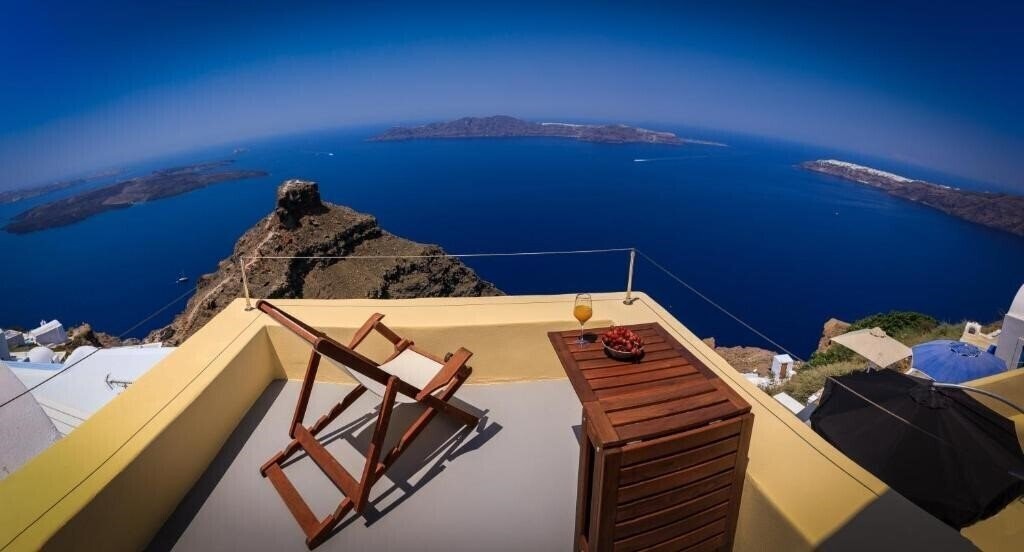 Готель Azure Villa Santorini 3*