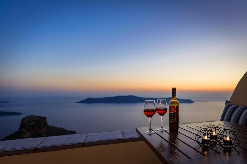 Фото Azure Villa Santorini 3*