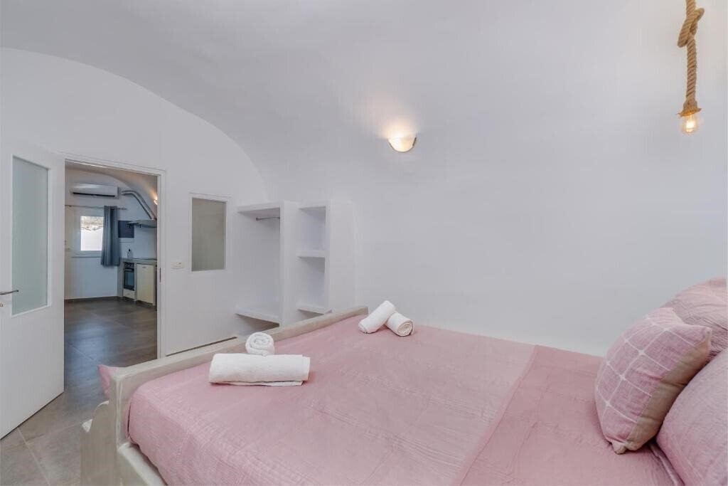 Фото Cally Cave Houses 3*