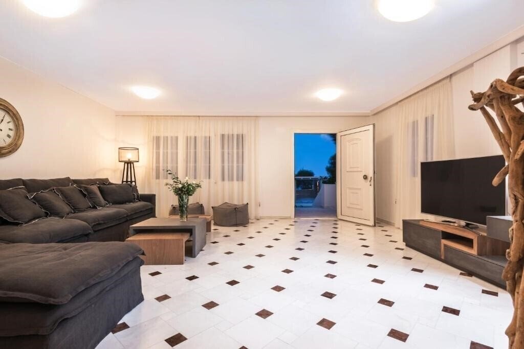 Картинка Damma Beachfront Luxury Villa 3*
