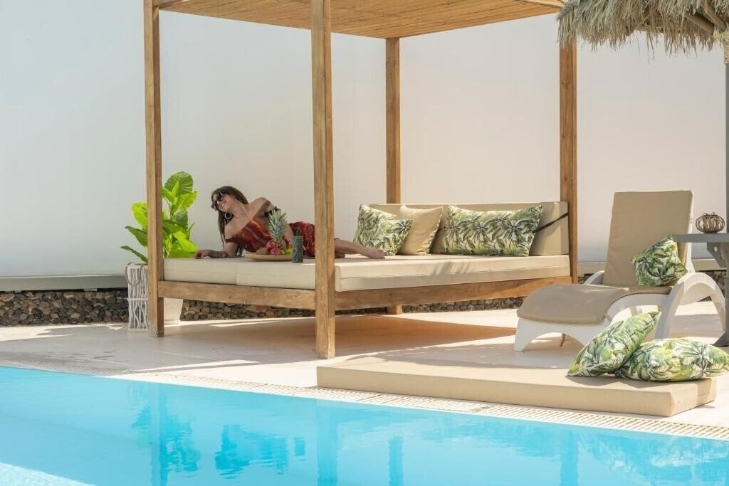 Готель Loucas & Emma Family Houses 3*