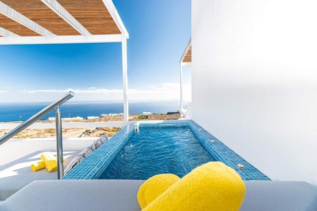 Отель Salvatore Villas 3*