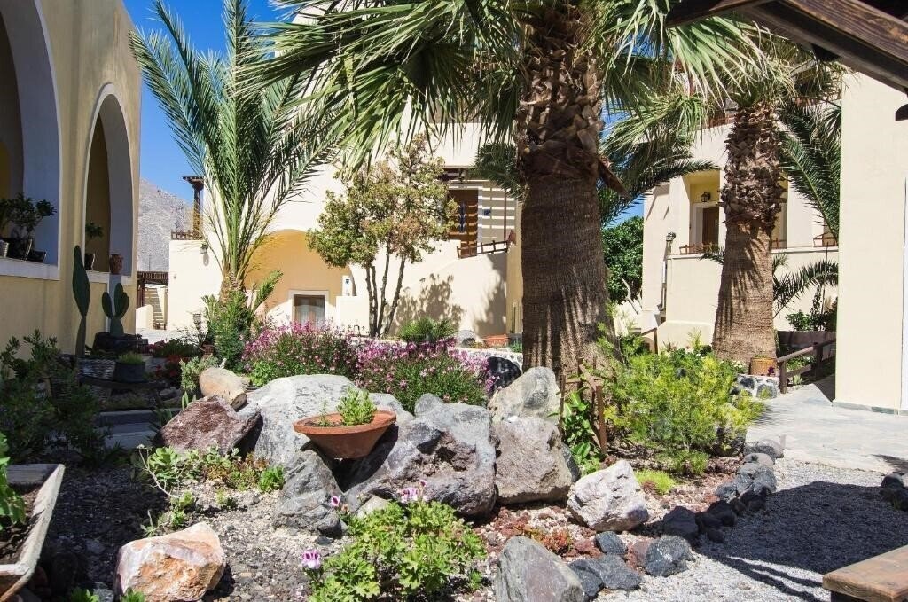 Картинка Smaragdi Hotel Santorini 3*