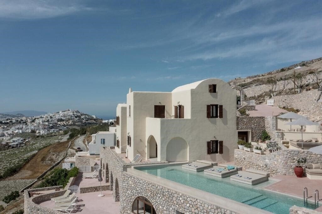 Фото Zatrikion Villas Santorini 3*