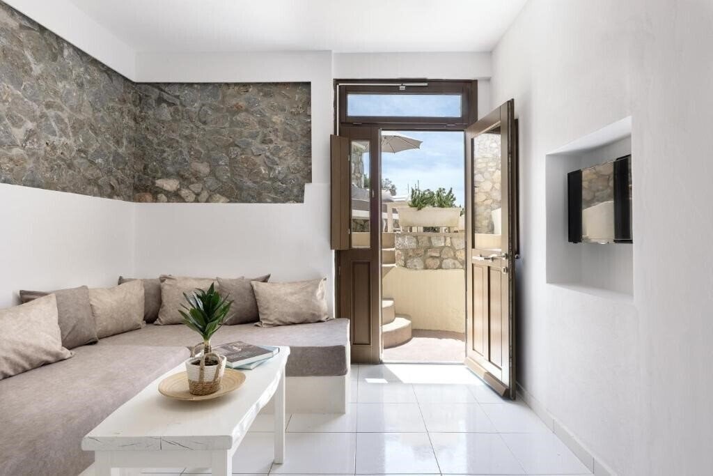 Зображення Zatrikion Villas Santorini 3*
