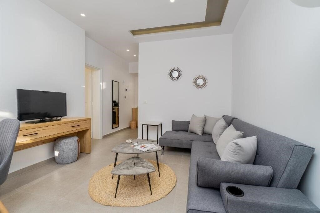 Картинка Symphony Suites 3*