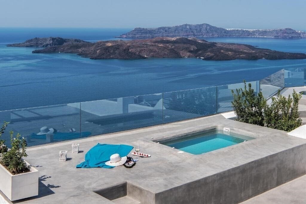 Отель Villa Irini Fira Adults Only 3*