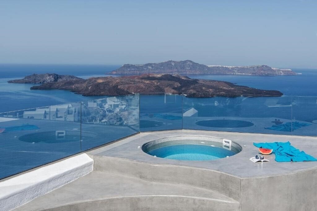Фото Villa Irini Fira Adults Only 3*