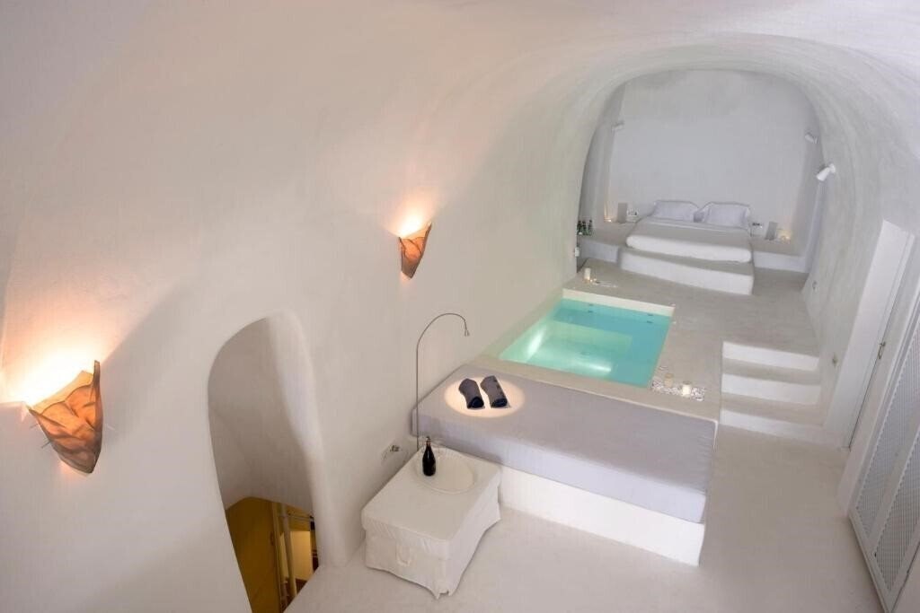Отель Lydias House 5*