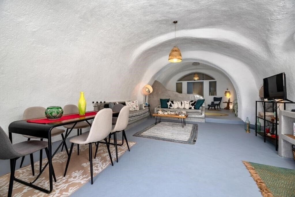Картинка 1812 Caves N Mansion 4*