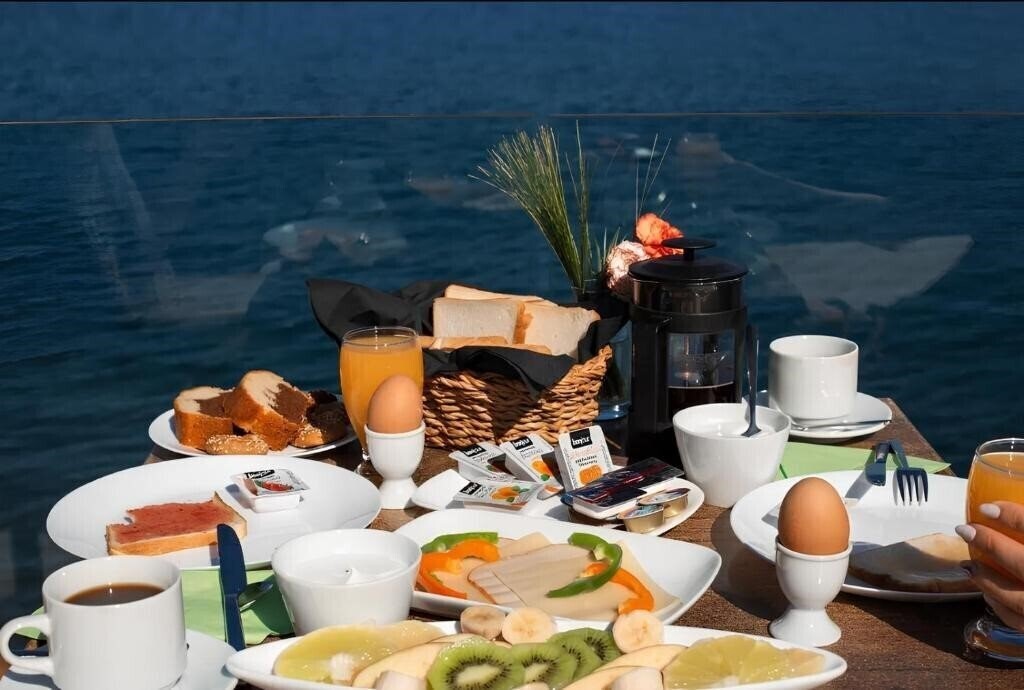 Картинка Almyra Oia Suites 4*