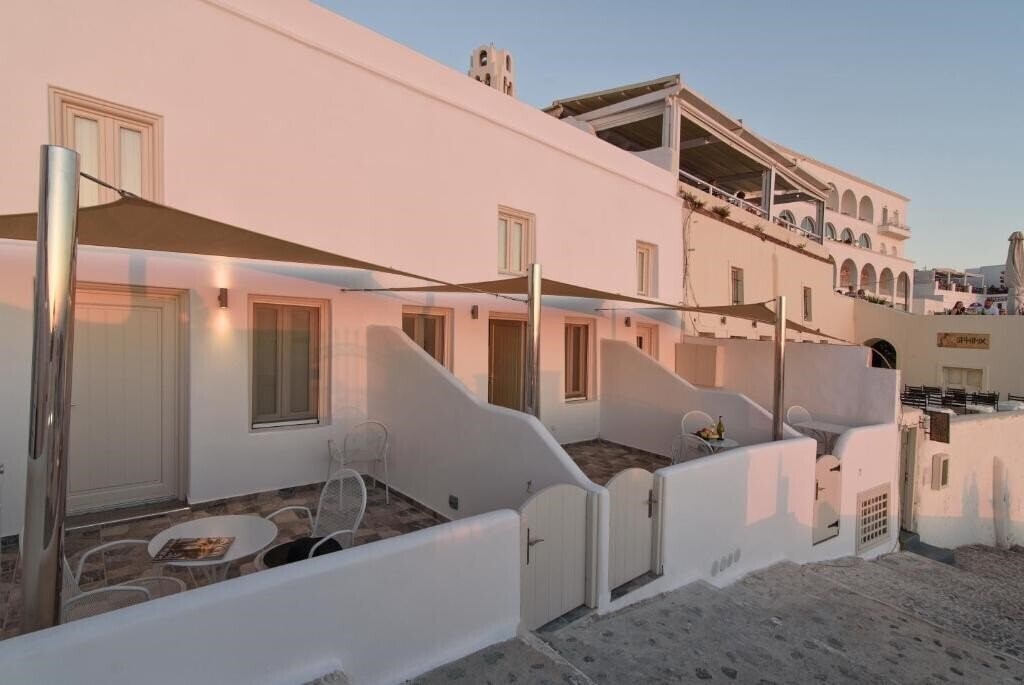 Фото Angel Luxury Suites 4*