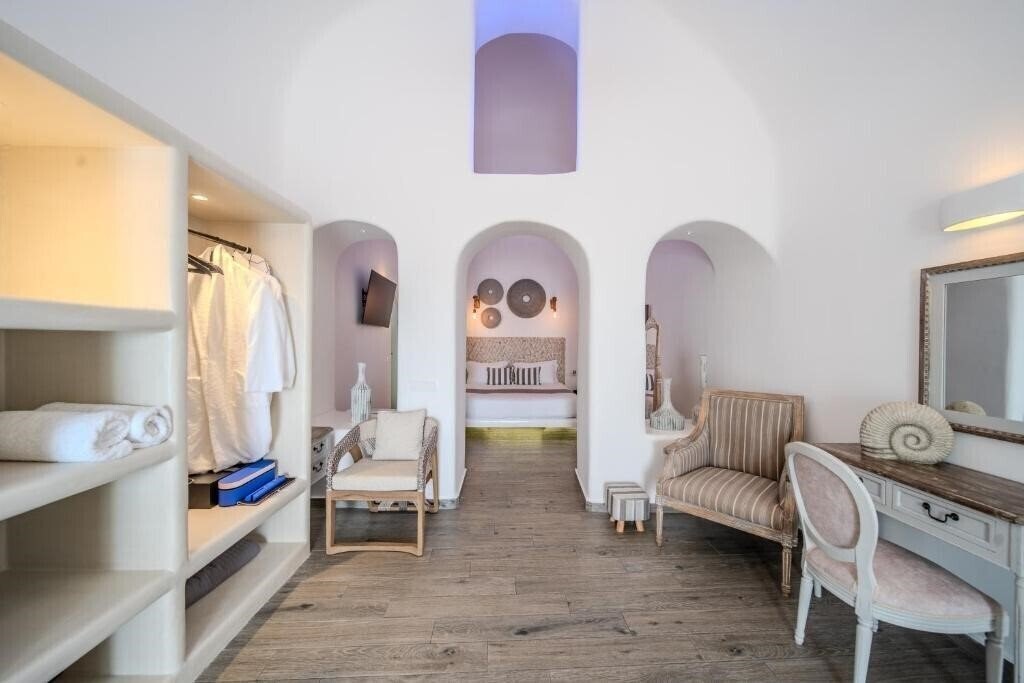Картинка Angel Luxury Suites 4*