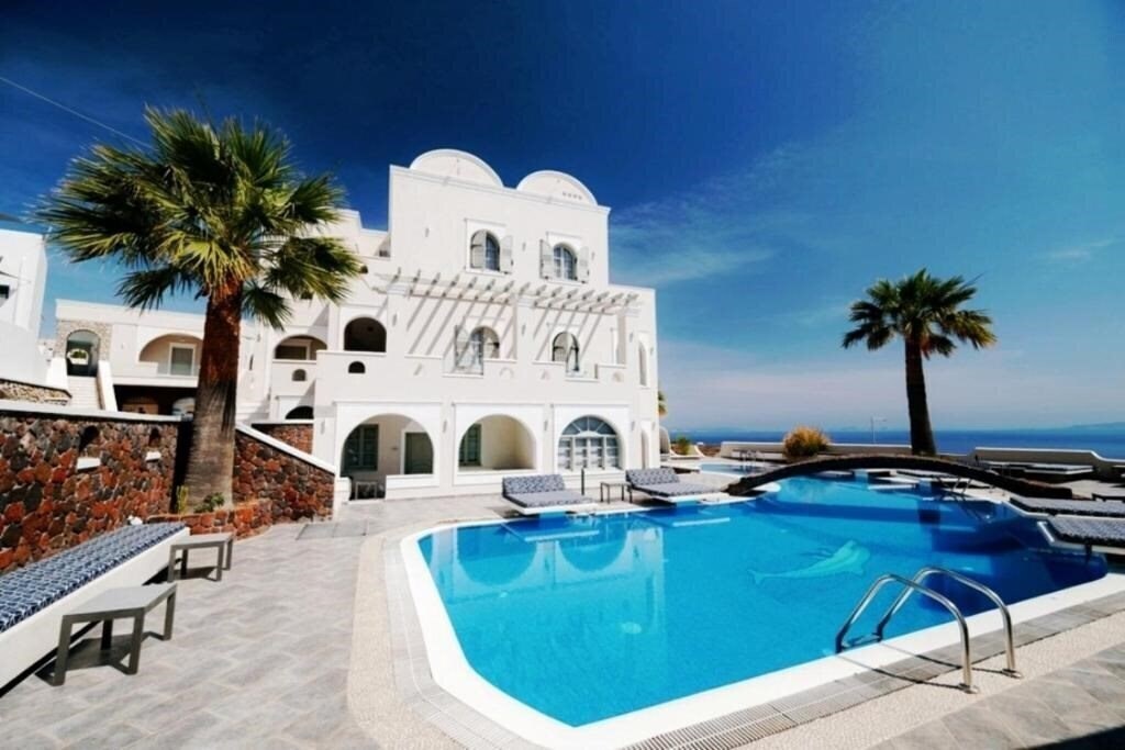 Готель My Life Suites 4*