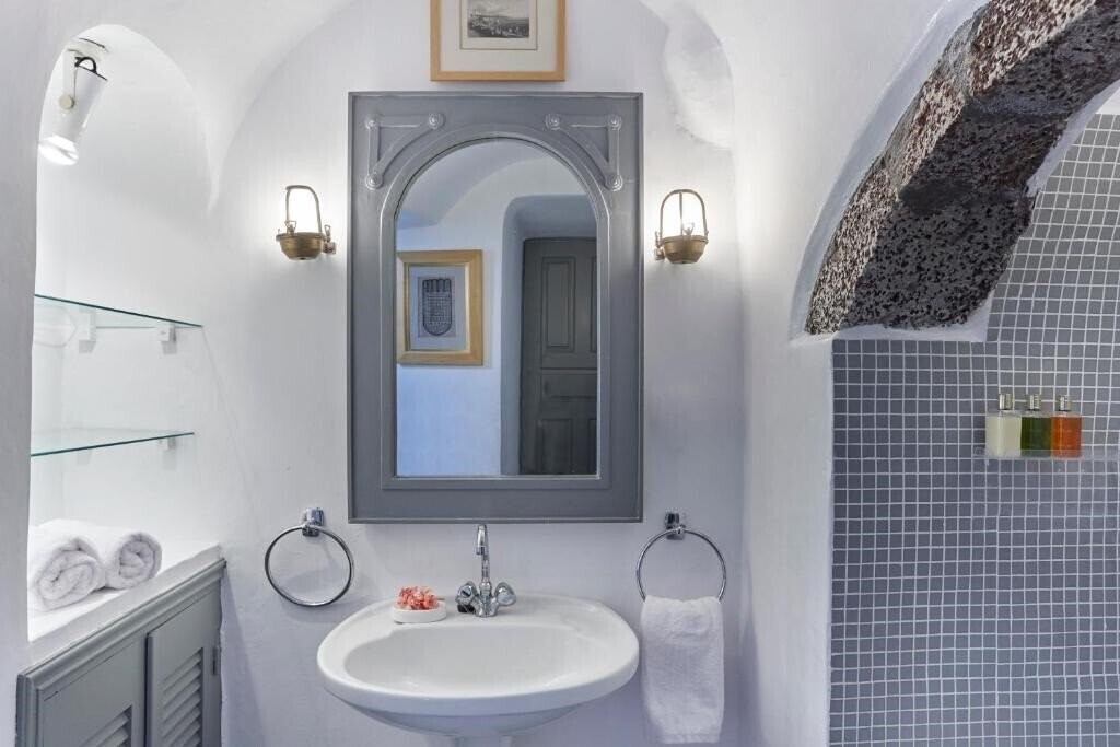 Фотография Nautilus Villa 4*