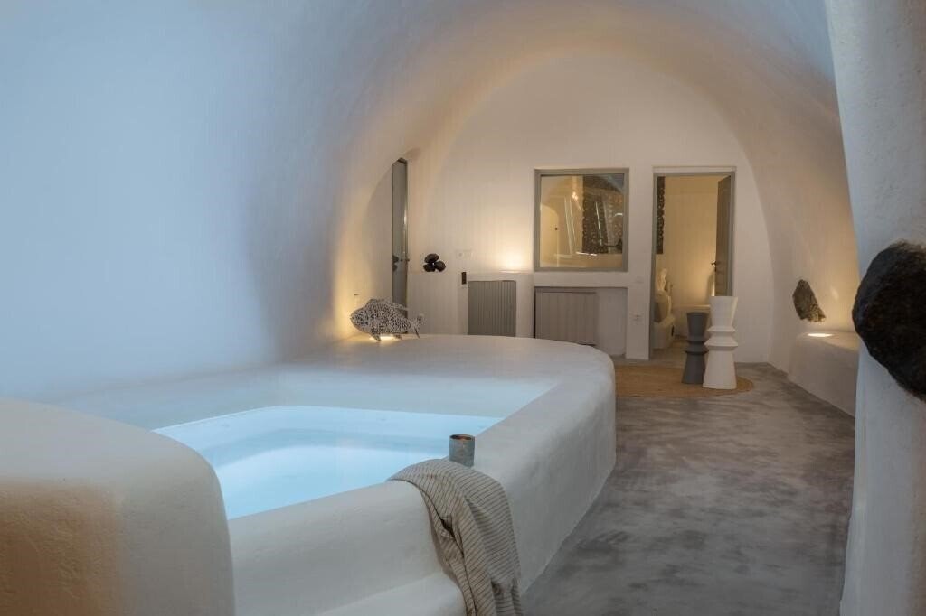Фото Yposkafon Concept Villa 4*