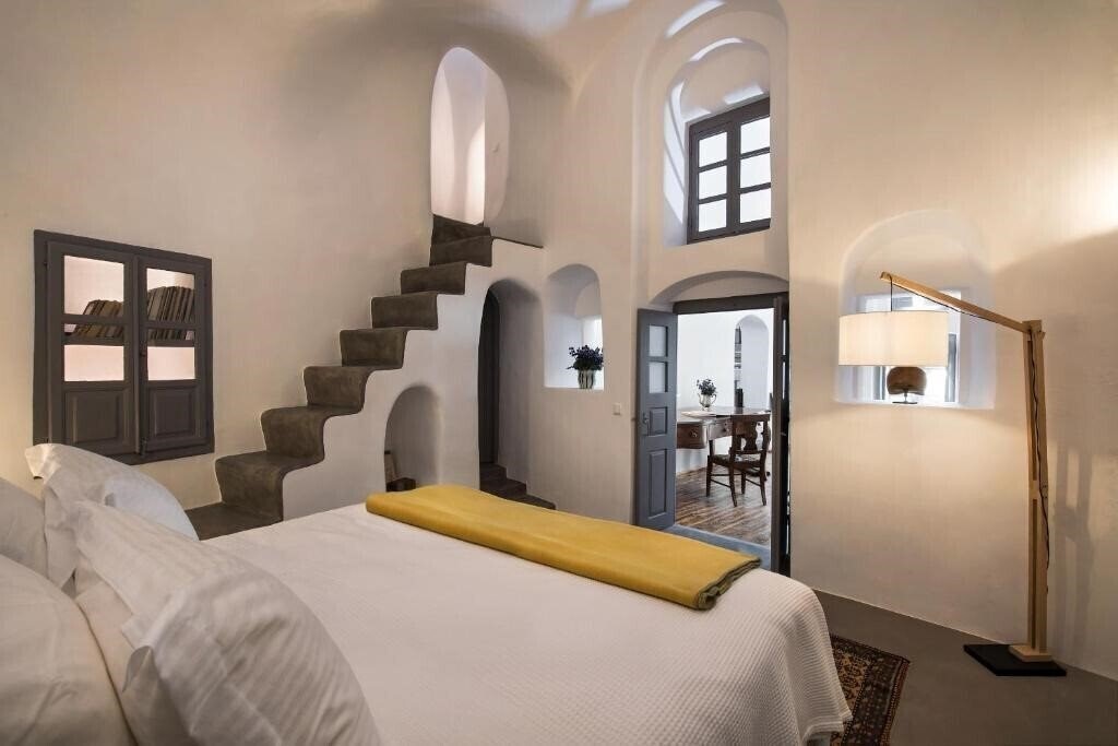 Фото Airie Santorini 3*