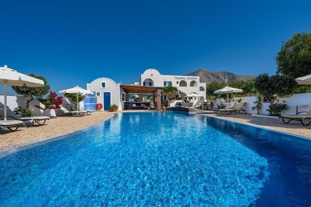 Готель Arapiou Apartments 3*